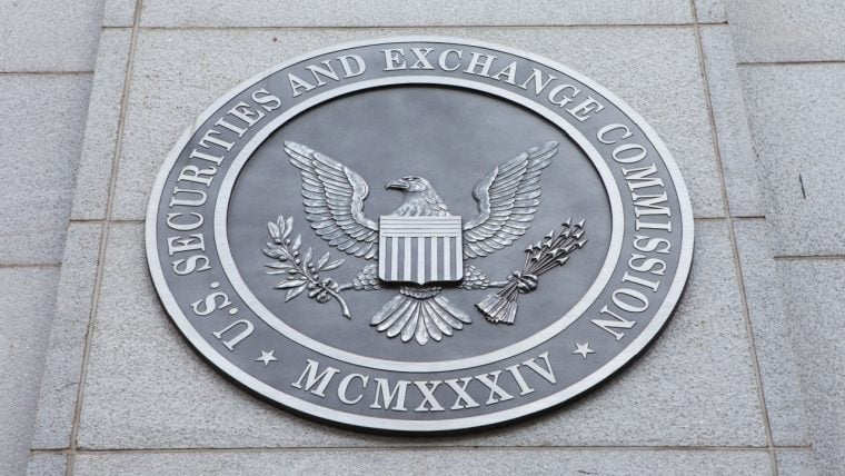 SEC委员呼吁对加密货币托管法规进行紧急改革。