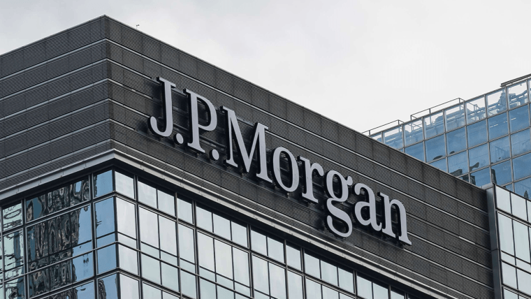 JPMorgan策略师反驳了关于美国债务和关税的悲观预测。