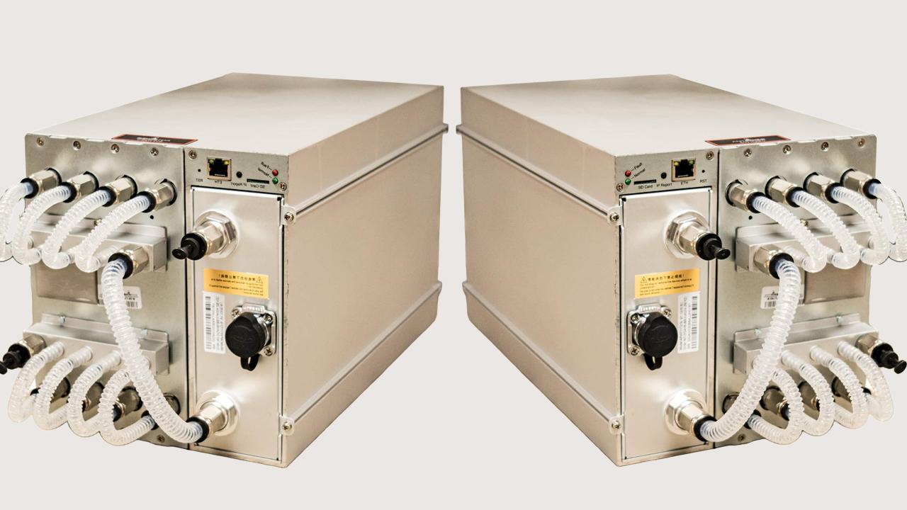 2025年最强大的比特币挖矿设备 - Bitmain Antminer S23 Hydro